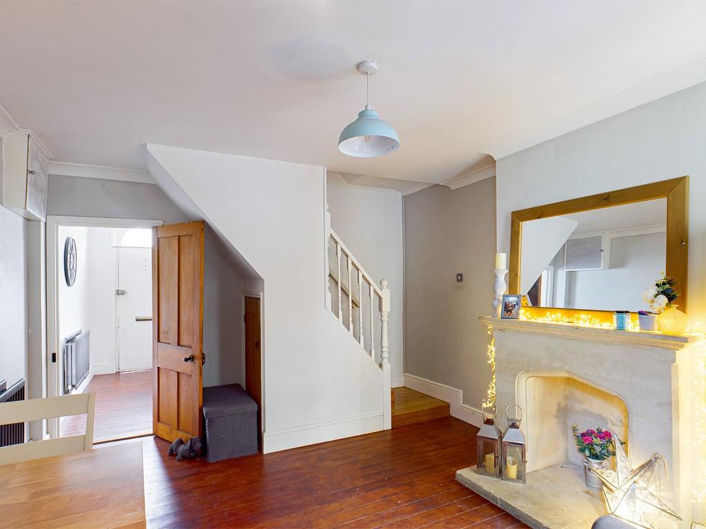 Dining area angle 2