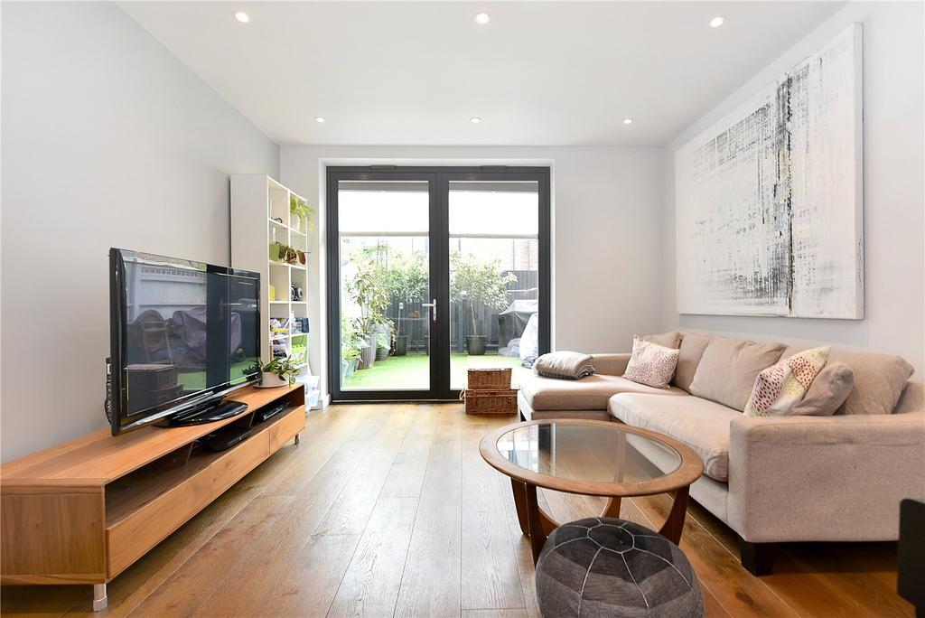 Calvert Road, Greenwich, London, SE10 4 bed terraced house £900,000