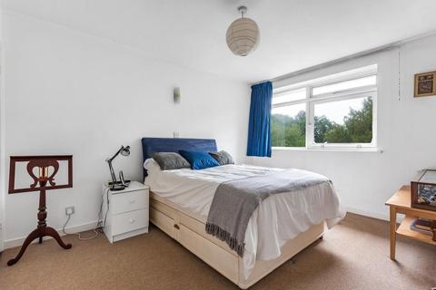 19 Crescent Wood Road, London, SE26 6RT