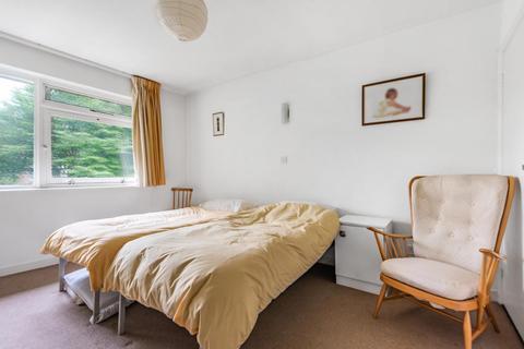 19 Crescent Wood Road, London, SE26 6RT