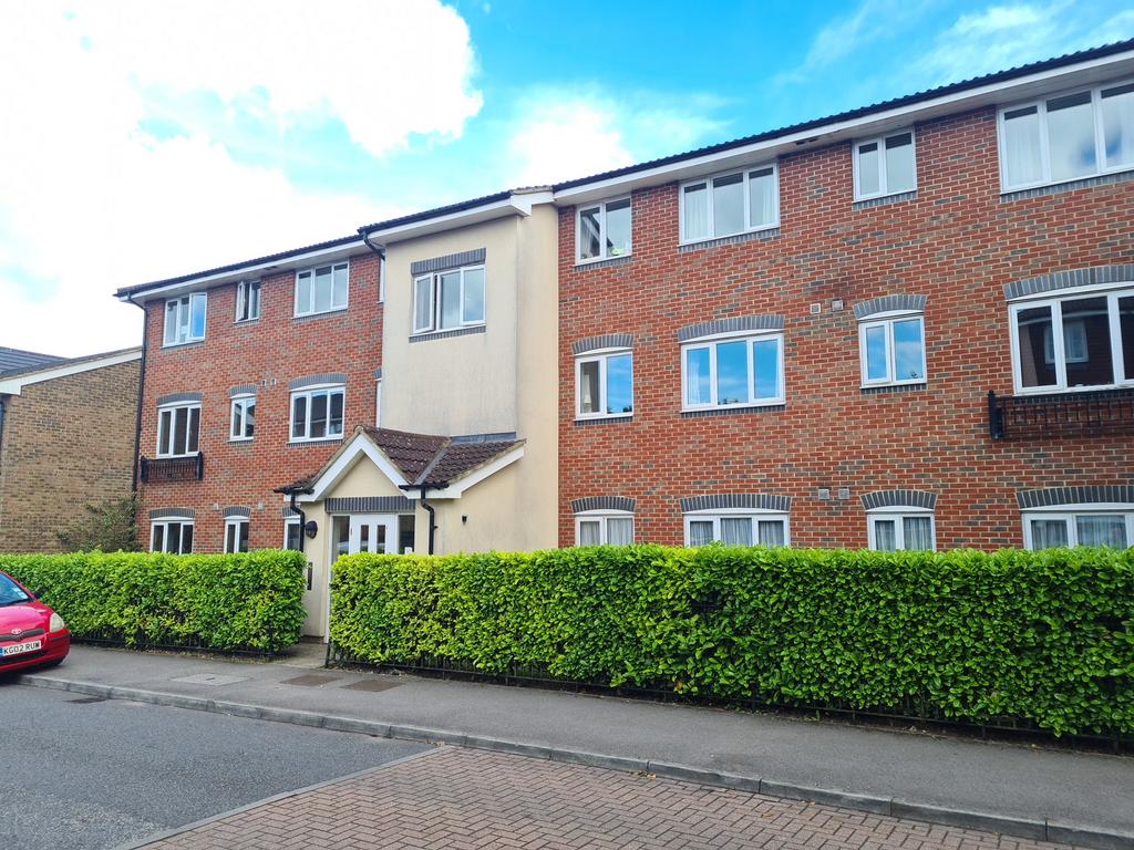 Kiln Way, Dunstable, LU5 2 bed flat £995 pcm (£230 pw)