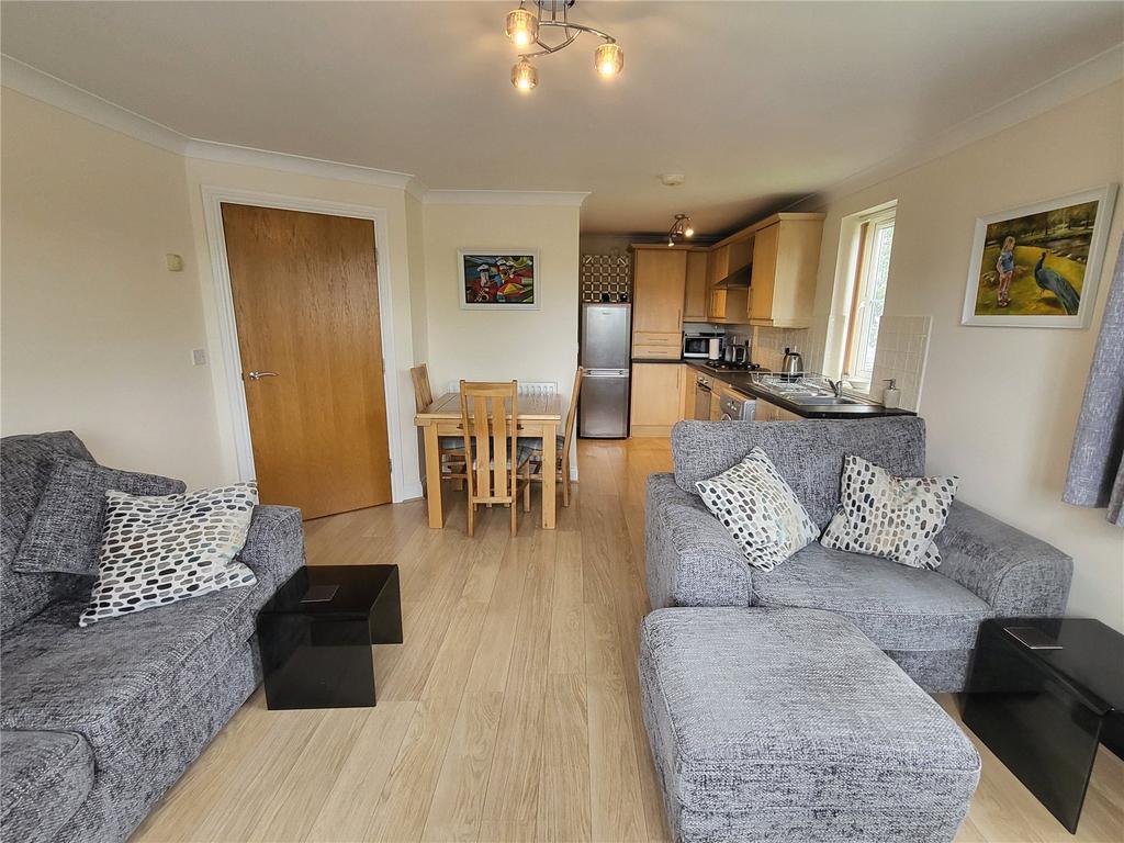 Lounge/Kitchen