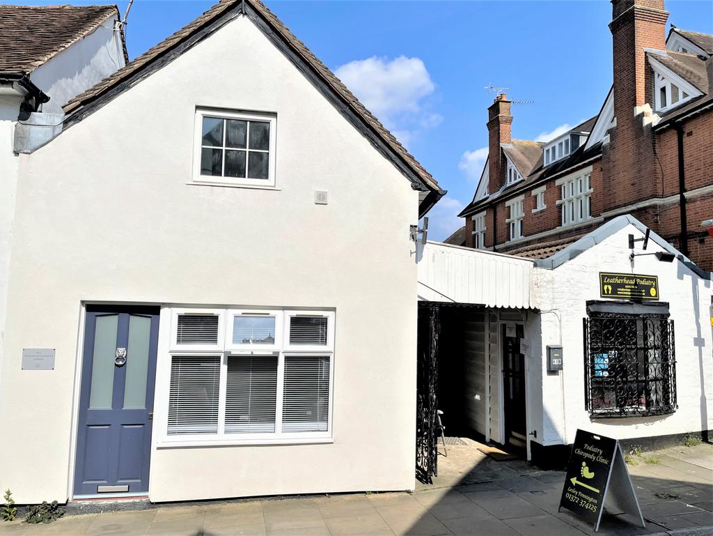 Leatherhead 1 bed £750 pcm (£173 pw)