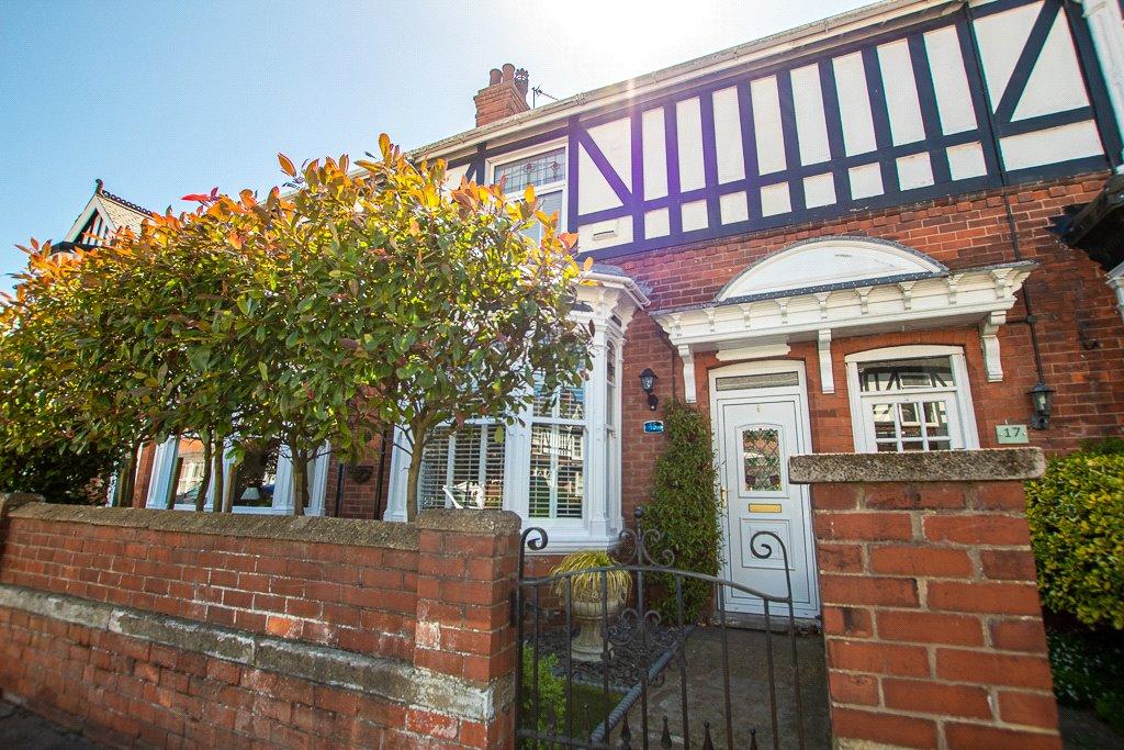 Bradford Avenue, Cleethorpes... 3 bed terraced house £320,000