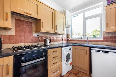 1 Bramdean Gardens, London, SE12 0NT