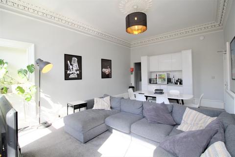 4 bedroom flat to rent, Lothian Road, Edinburgh, EH3