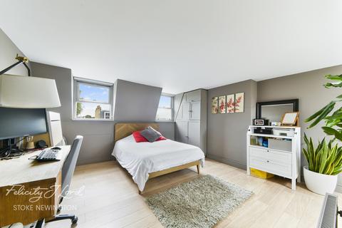 50 Harcombe Road, London, N16 0SA