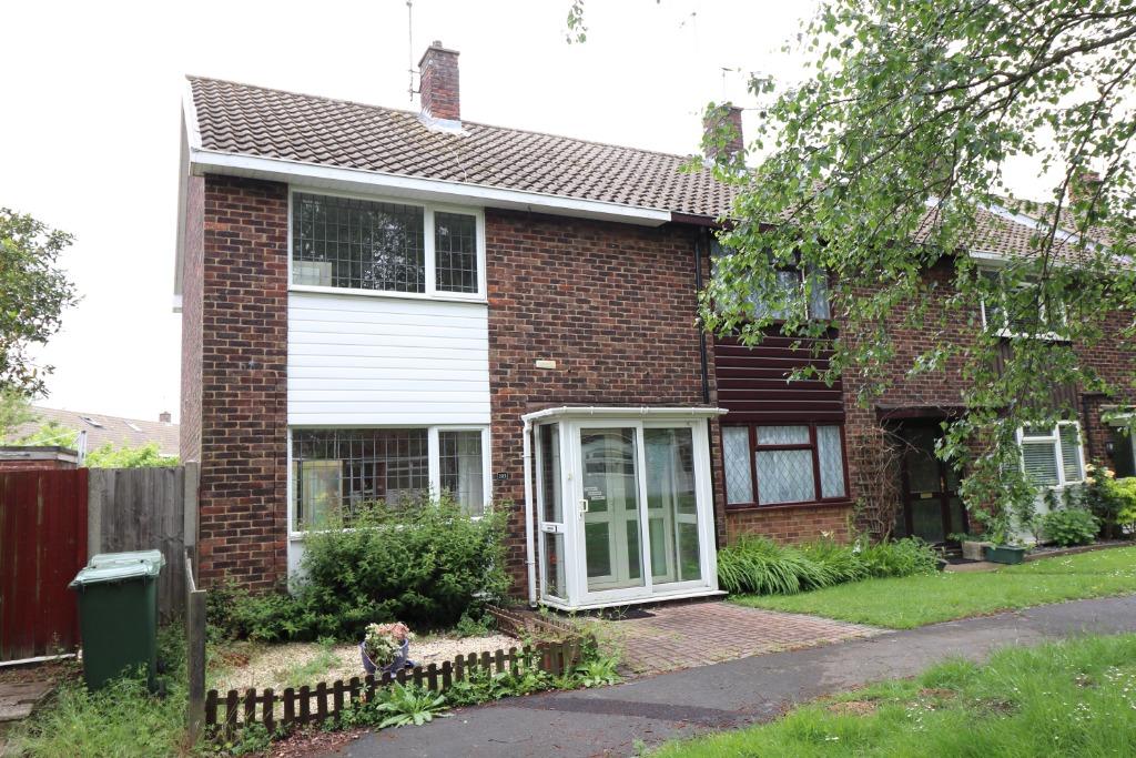 Rantree Fold, Lee Chapel South... 2 bed terraced house £290,000
