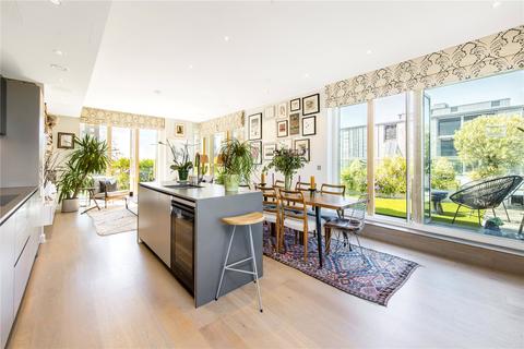 2 bedroom penthouse for sale, Queens Park Place, Salusbury Road, Queens Park, London, NW6