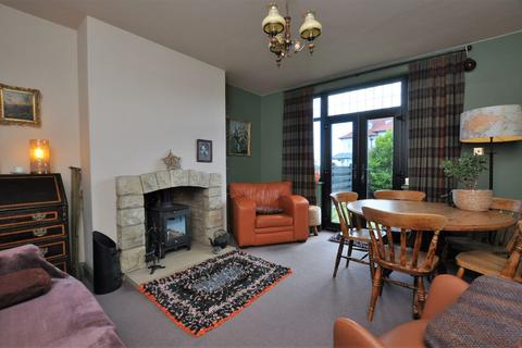 White Lodge Caedmon Avenue, Whitby, YO21 3JT