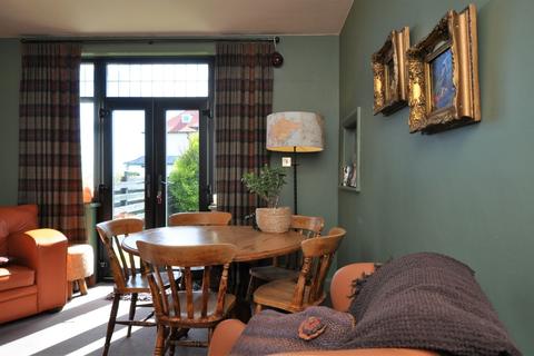 White Lodge Caedmon Avenue, Whitby, YO21 3JT