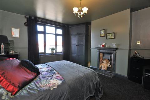 White Lodge Caedmon Avenue, Whitby, YO21 3JT