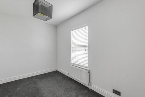 3 bedroom detached house to rent, Watermead,  Aylesbury,  HP19