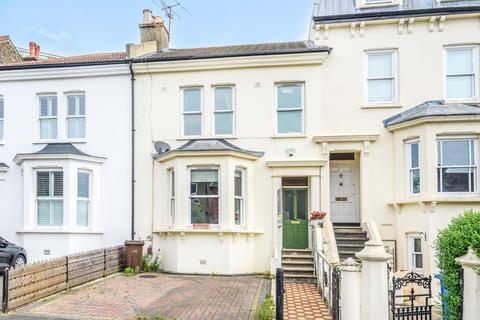 16 Belvoir Road, London, SE22 0QY