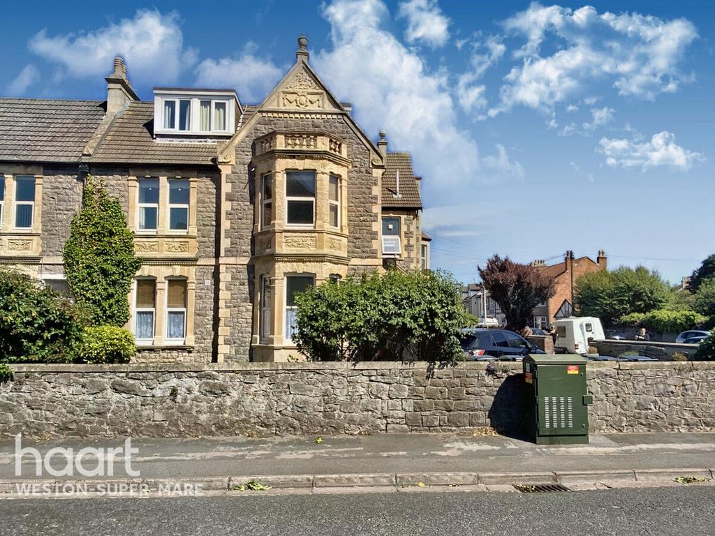 Walliscote Road, WestonSuperMare 2 bed flat for sale £160,000
