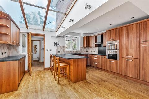 4 bedroom terraced house for sale - Grosvenor Road, Llandrindod Wells, LD1 5NA