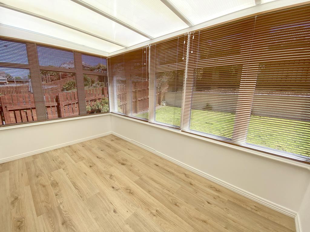 10 Moray Park Place, Culloden... 3 bed detached bungalow £245,000