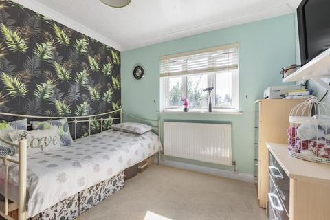 3 bedroom semi-detached house for sale - Swindon,  Swindon,  SN2