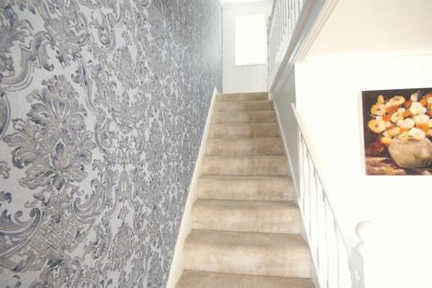 42 Anthony Drive, Stanford-le-hope, SS17 8BW