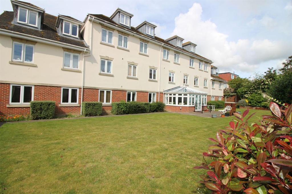 Collingwood Green, Collingwood Road... 2 bed apartment £165,000