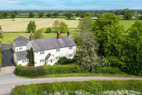 4 bedroom detached house for sale - Walnut Tree Lane, Bradwall, Sandbach, Cheshire, CW11