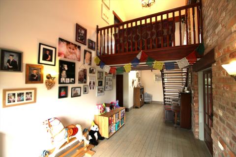 Brook Farm Brick House Lane, Hambleton, Poulton-le-fylde, FY6 9BG