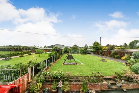Brook Farm Brick House Lane, Hambleton, Poulton-le-fylde, FY6 9BG