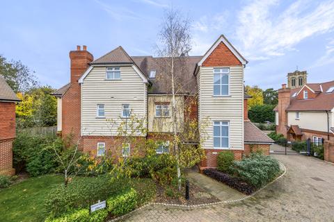 2 bedroom apartment for sale - Cleves House, Rouse Close, Weybridge, KT13
