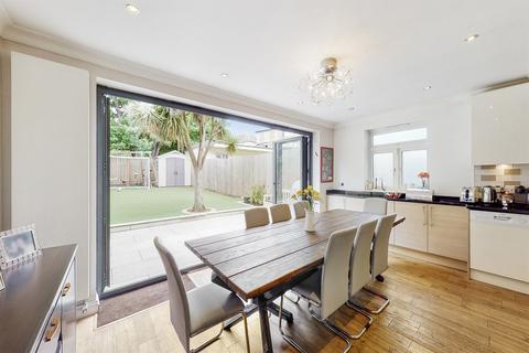 4 bedroom house for sale, Green Lane, Hendon, NW4