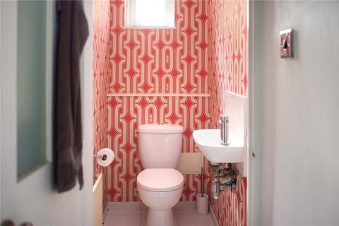 13, Dunstan Houses Stepney Green, London, E1 3JH