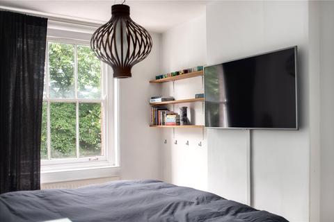 13, Dunstan Houses Stepney Green, London, E1 3JH