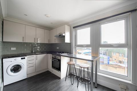 2 bedroom flat for sale, Hainault Road, Leytonstone, London, E11 1EA