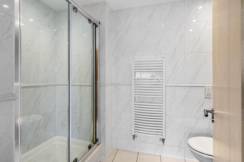 Ensuite shower room