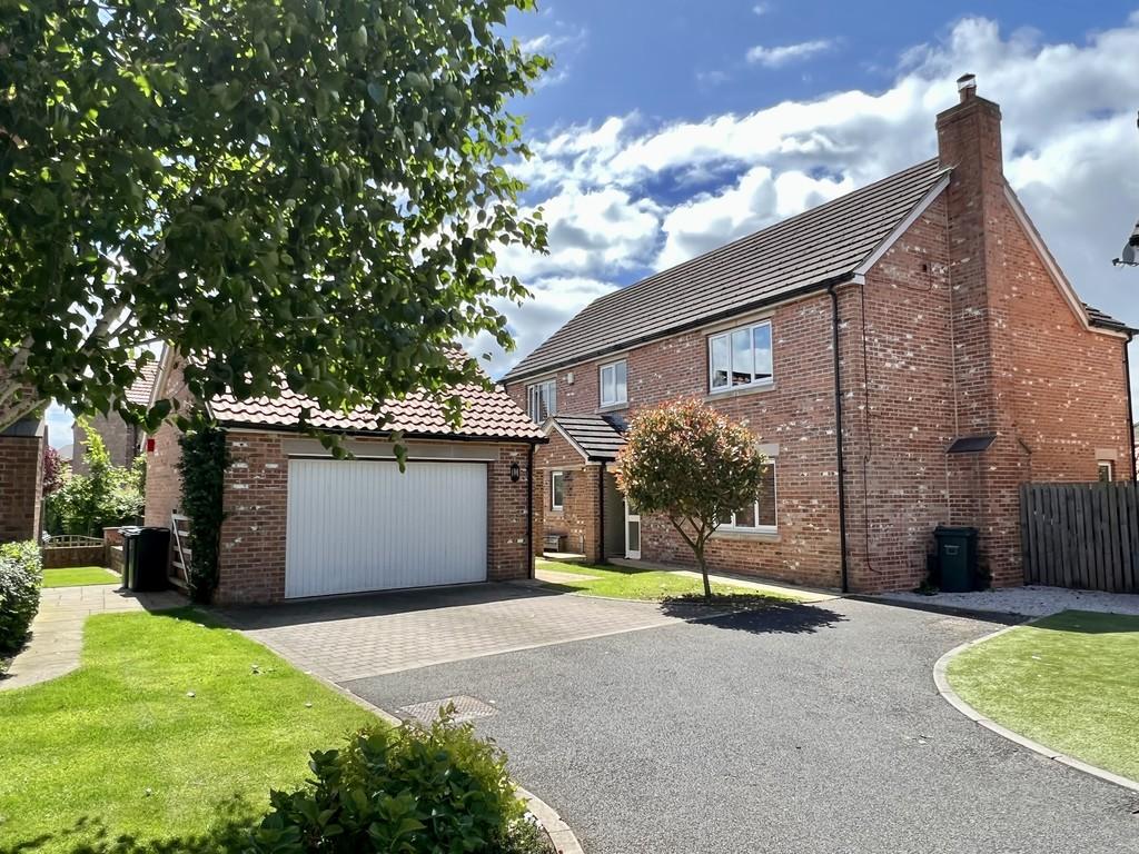 Marlborough Close, Ulleskelf, Tadcaster 4 bed detached house £550,000