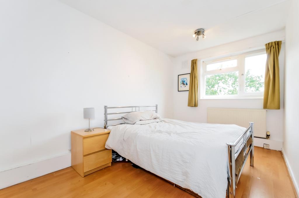 Endymion Road Brixton Hill SW2 1 bed flat - £1,200 pcm (£277 pw)