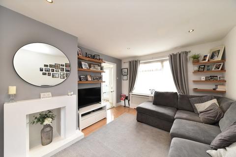 12 Edison Road, Stevenage, SG2 0DG