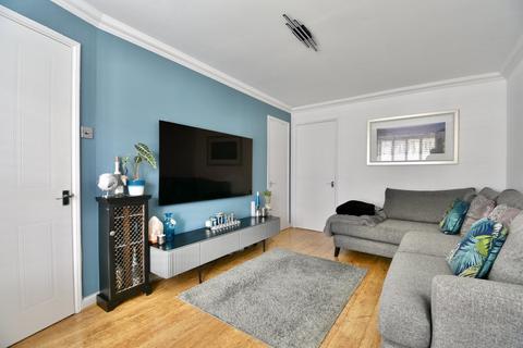 8 Aintree Way, Stevenage, SG1 5RF