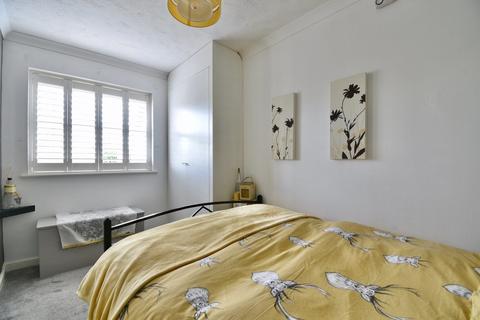 8 Aintree Way, Stevenage, SG1 5RF