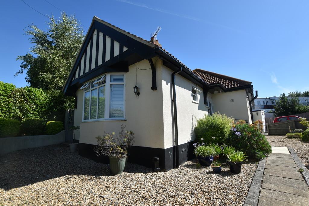Dane Road, Birchington 3 bed detached bungalow for sale £485,000