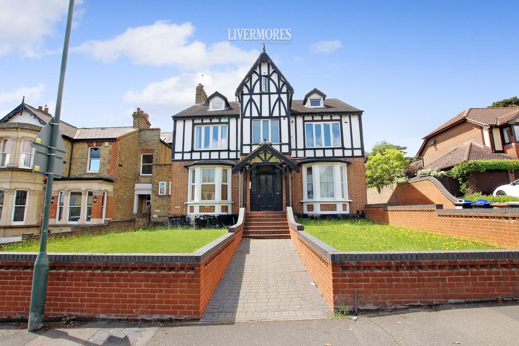 Upton Road South, Bexley 2 bed apartment £350,000