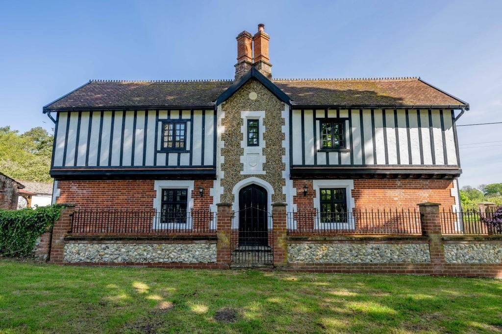 Necton 5 bed detached house £650,000