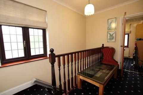 2 Lydd Road, Bexleyheath, DA7 5PB