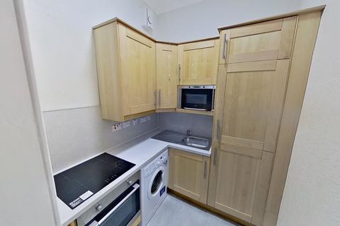 1 bedroom flat to rent, Roseburn Street, Roseburn, Edinburgh, EH12