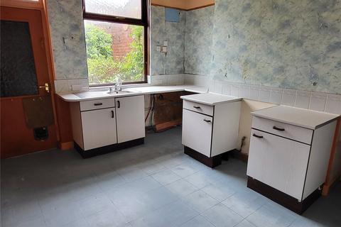 21 Crossley Street, Shaw, Oldham, OL2 8EN