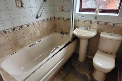 21 Crossley Street, Shaw, Oldham, OL2 8EN