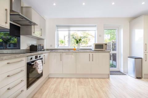 11 Bursdon Close, Sidcup, DA15 8AQ
