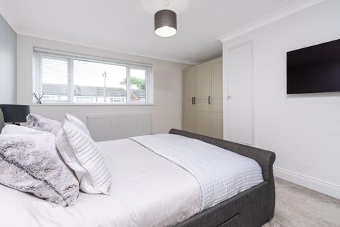 11 Bursdon Close, Sidcup, DA15 8AQ