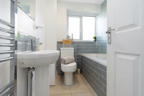 11 Bursdon Close, Sidcup, DA15 8AQ
