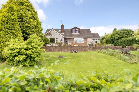 3 bedroom bungalow for sale - Kingsmark Lane, Chepstow, Monmouthshire NP16