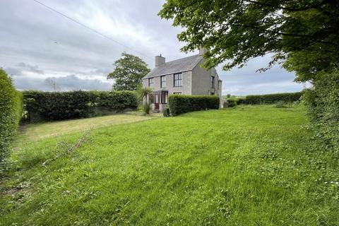 4 bedroom detached house to rent, Llanfechell, Amlwch, Isle of Anglesey